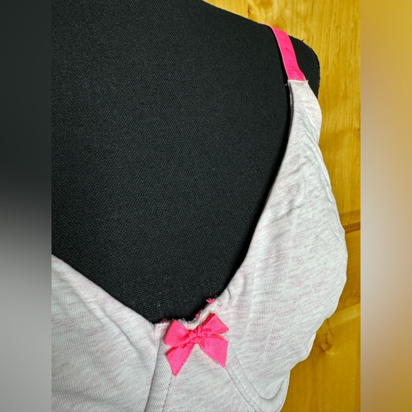 Victoria’s Secret Unlined Perfect Coverage Bra. Size 40D, Pink Heather/Neon Pink - Picture 2 of 7